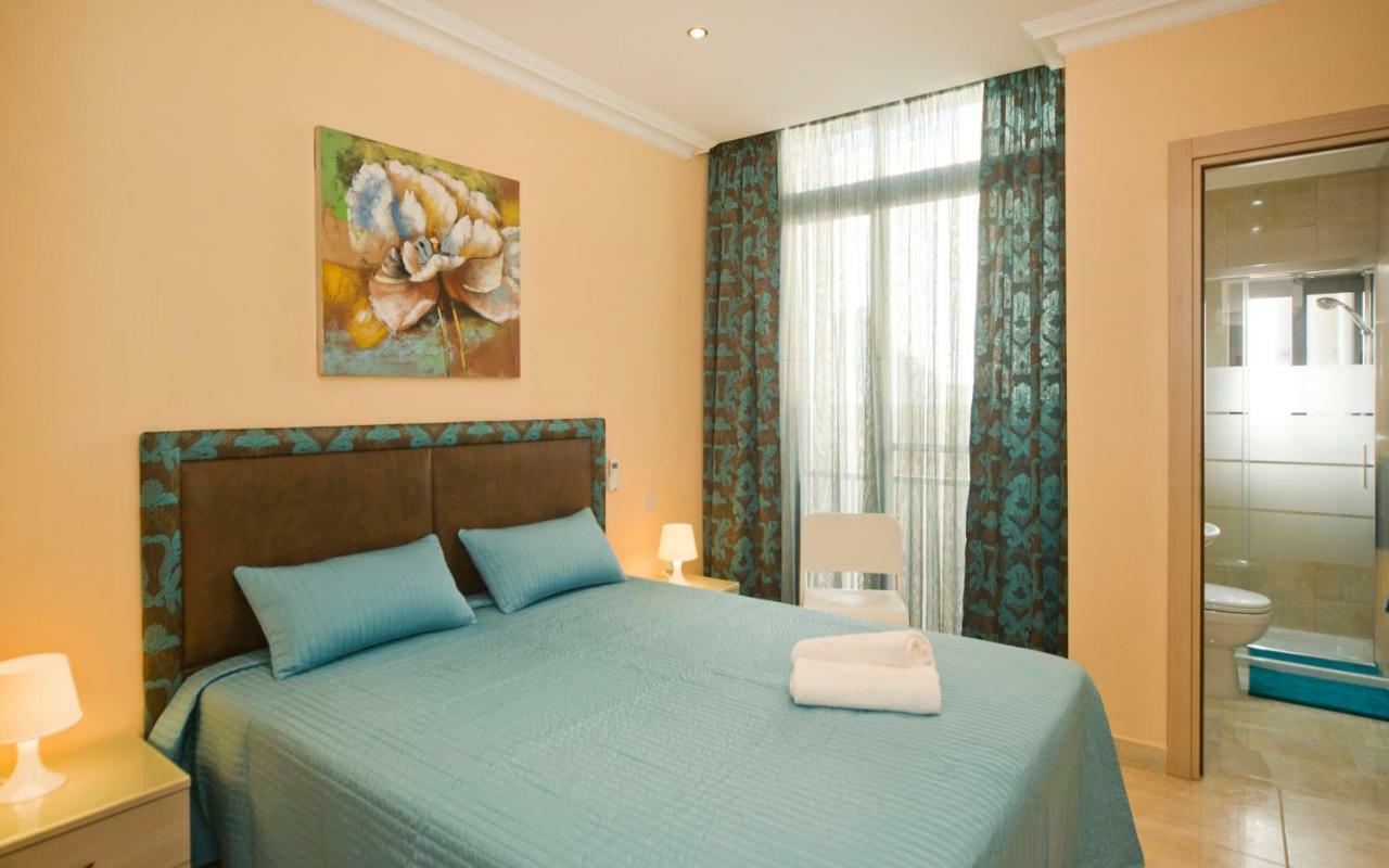 Sliema Duplex 1 Bedroom Apartment With 2 Bathrooms- Sleep 4 Eksteriør bilde